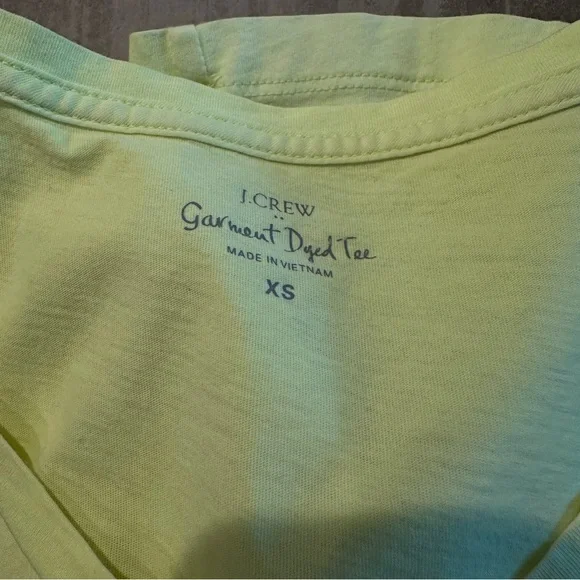 J.Crew - Lightweight Tee Bundle - Lime and Camo - S and XS - Picture 7 of 8